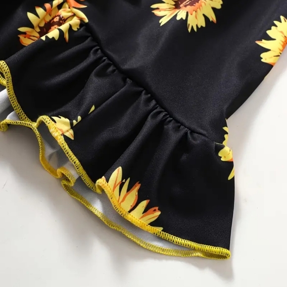 Girl Skirt Set - Picture 7 of 9